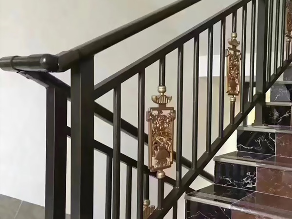 楼梯扶手材质有哪些？